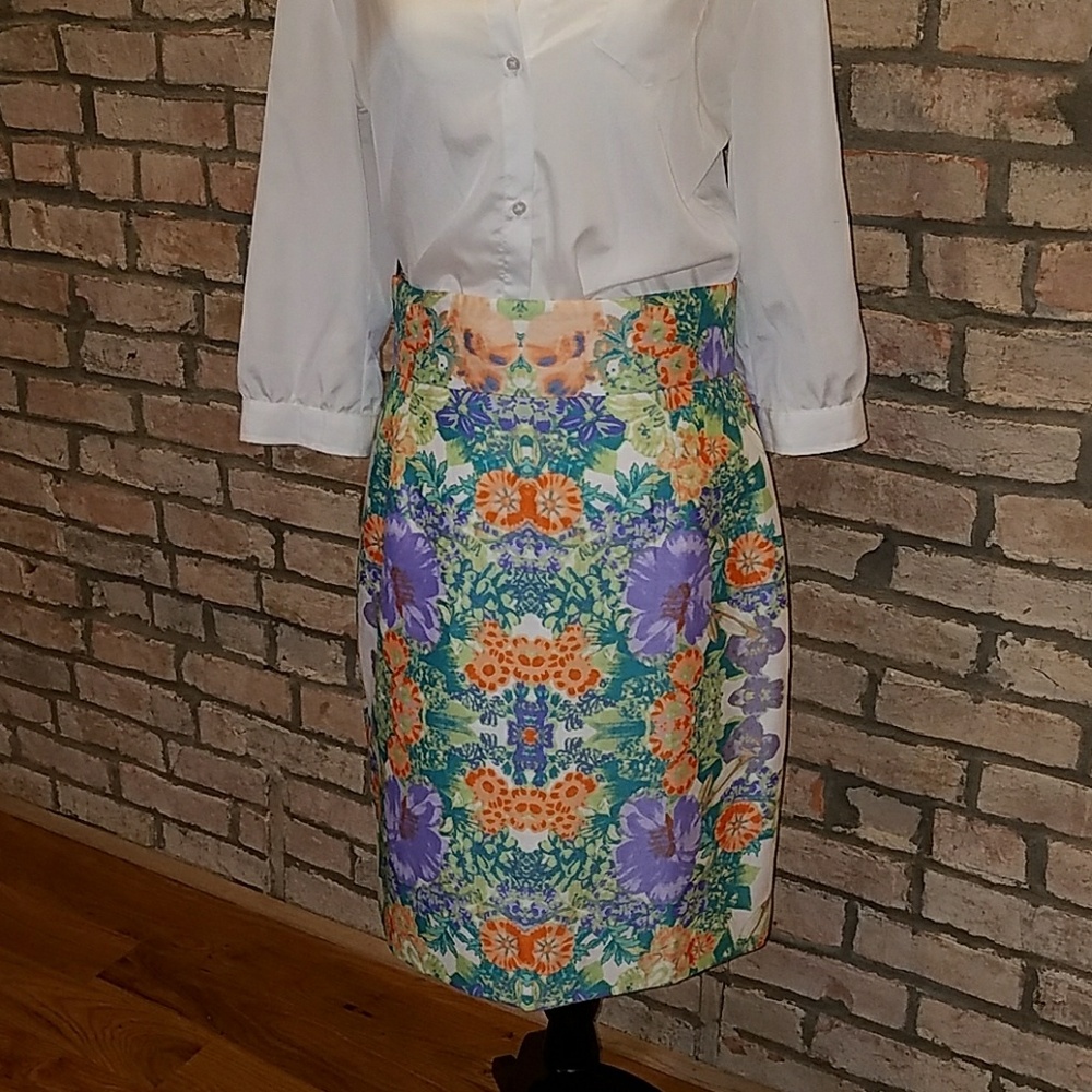 Antonio Melani floral pencil skirt